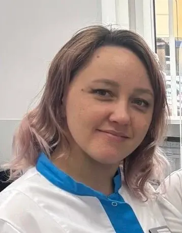 Професійно надаю послуги медичної сестри на дому.